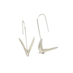 סיסים  - עגילי כסף, מט