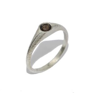 TS – טבעת כסף גיאולוגית, אבן סמוקי-קוורץ חומה