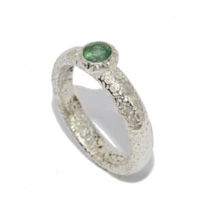 TS – טבעת כסף פרחונית, אמרלד ירוקה